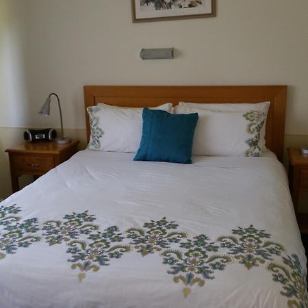 Kaniva Midway Motel Стая снимка