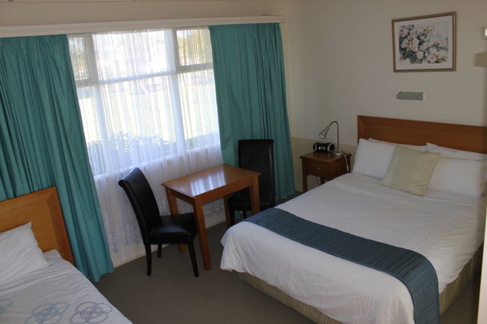 Kaniva Midway Motel Екстериор снимка