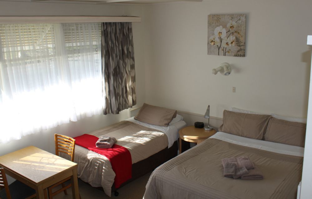 Kaniva Midway Motel Екстериор снимка