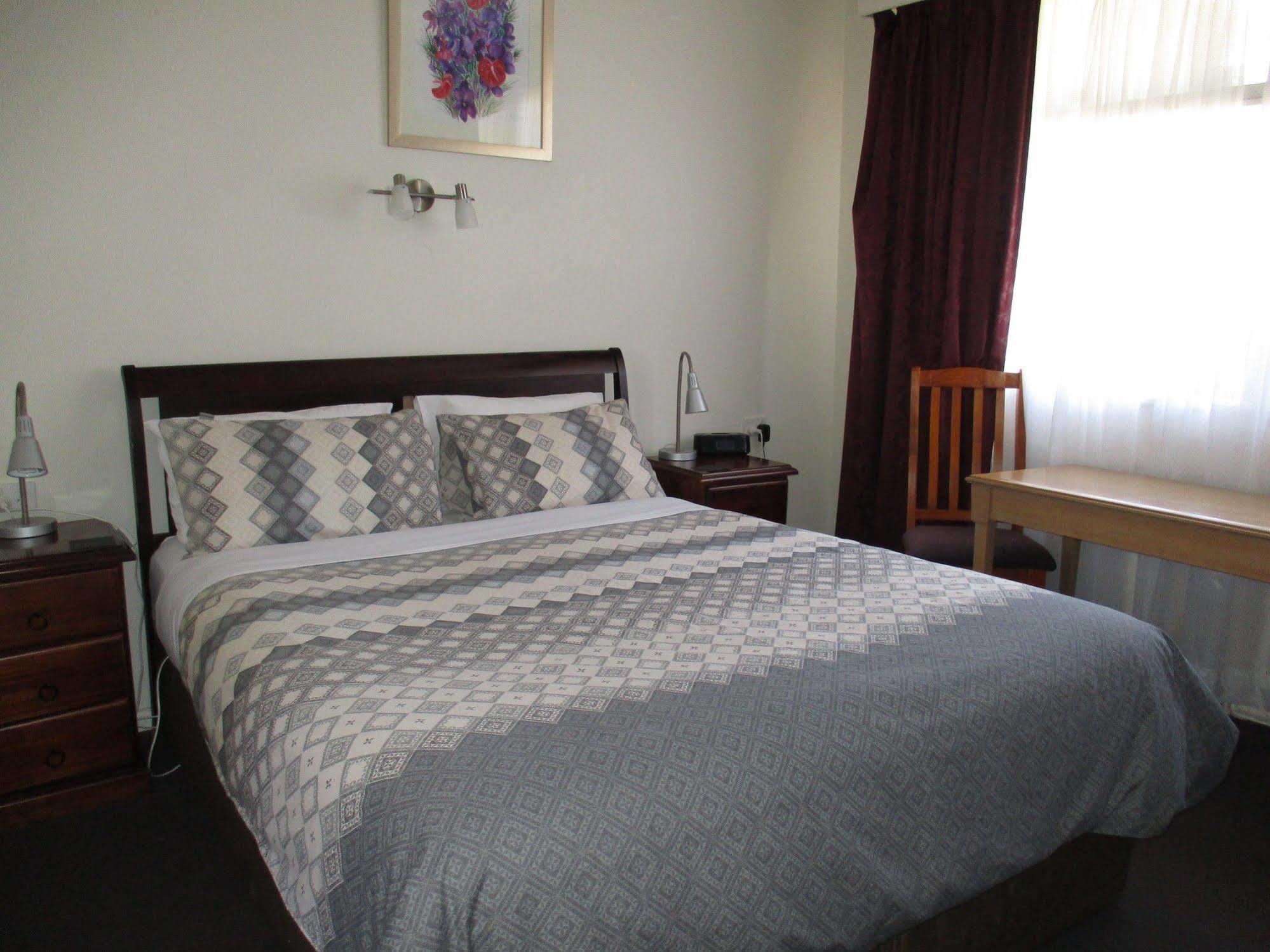 Kaniva Midway Motel Екстериор снимка