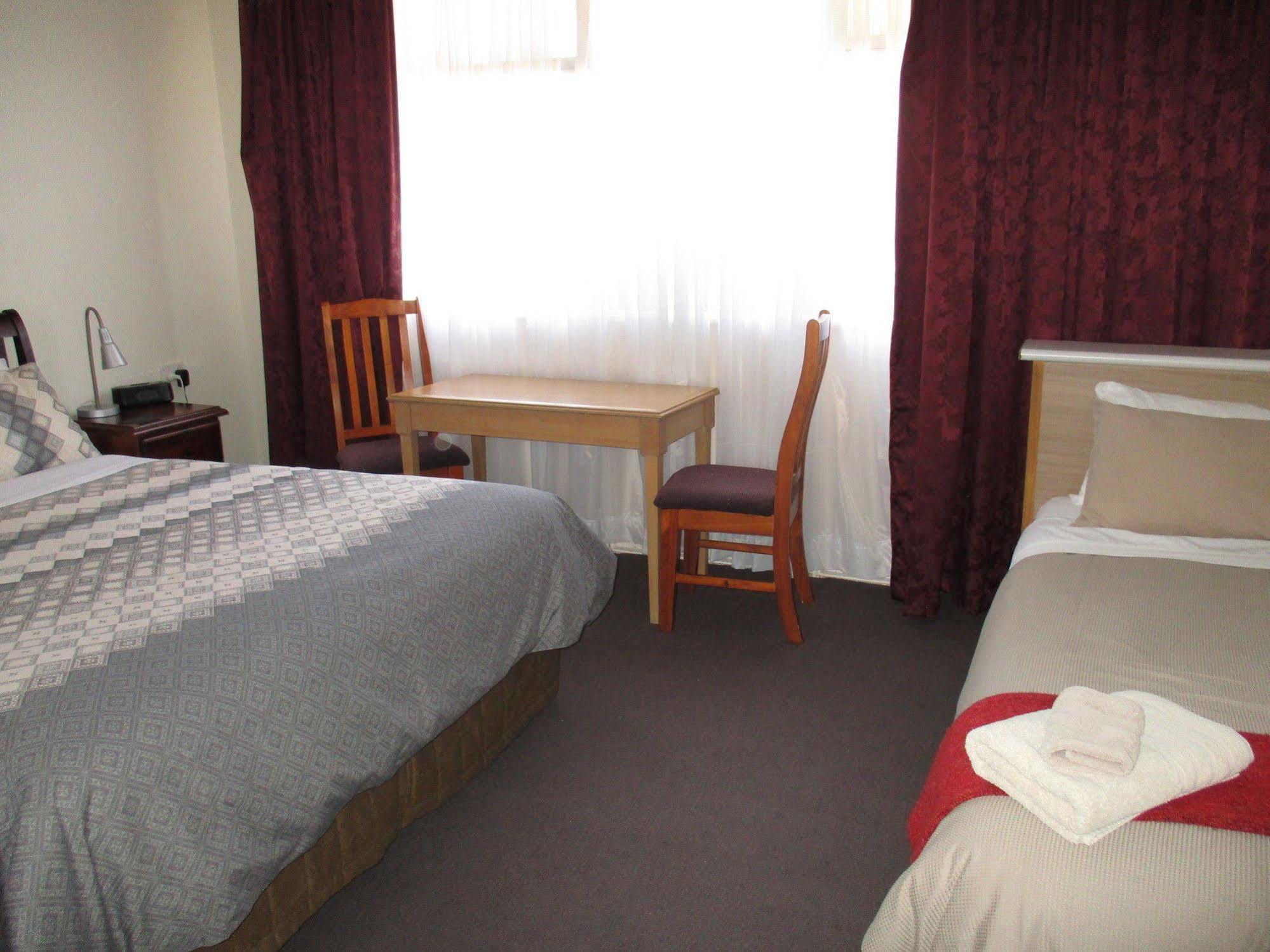 Kaniva Midway Motel Екстериор снимка